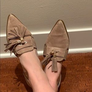 Vince Camuto pointy toe flats